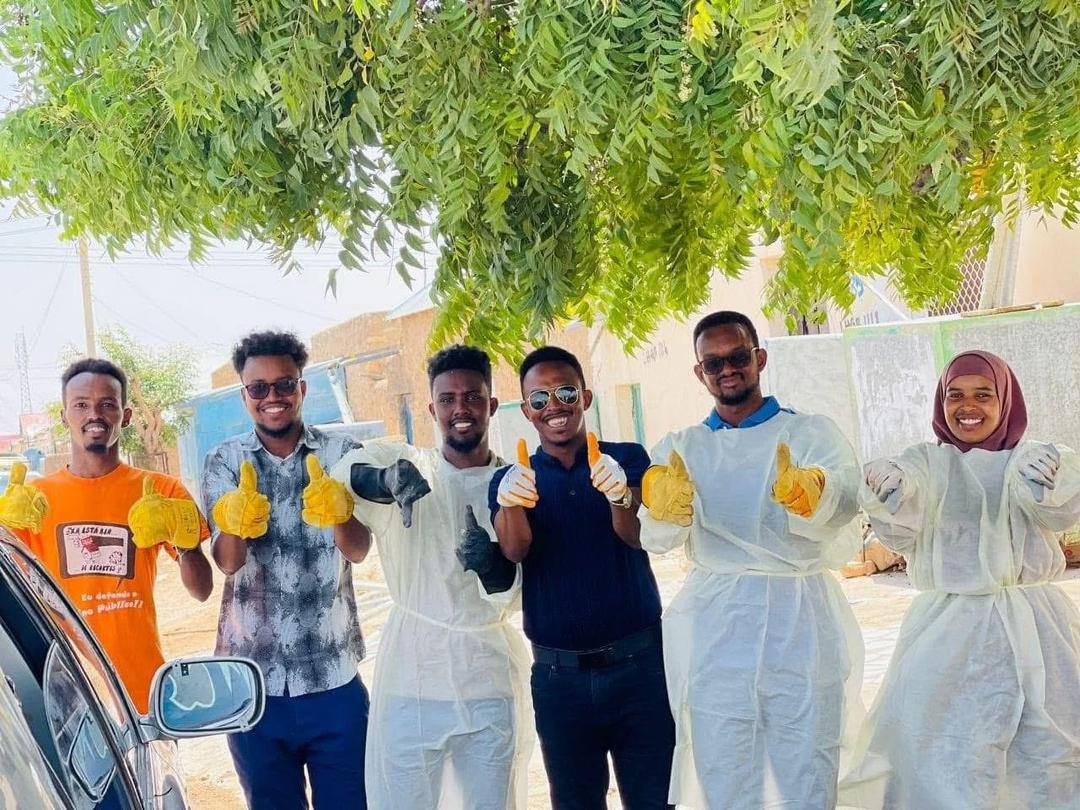 DEYR’s Commitment to Community Service and Public Cleanliness